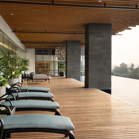 Doubletree By Hilton Jakarta Bintaro Jaya Serpong Buitenkant foto
